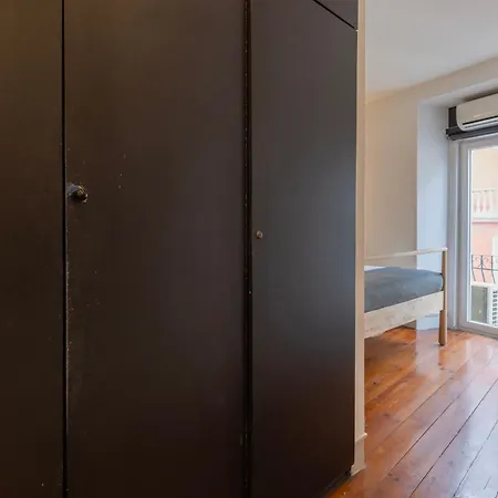 Chiado Center 1bdr Flat By Lovelystay *